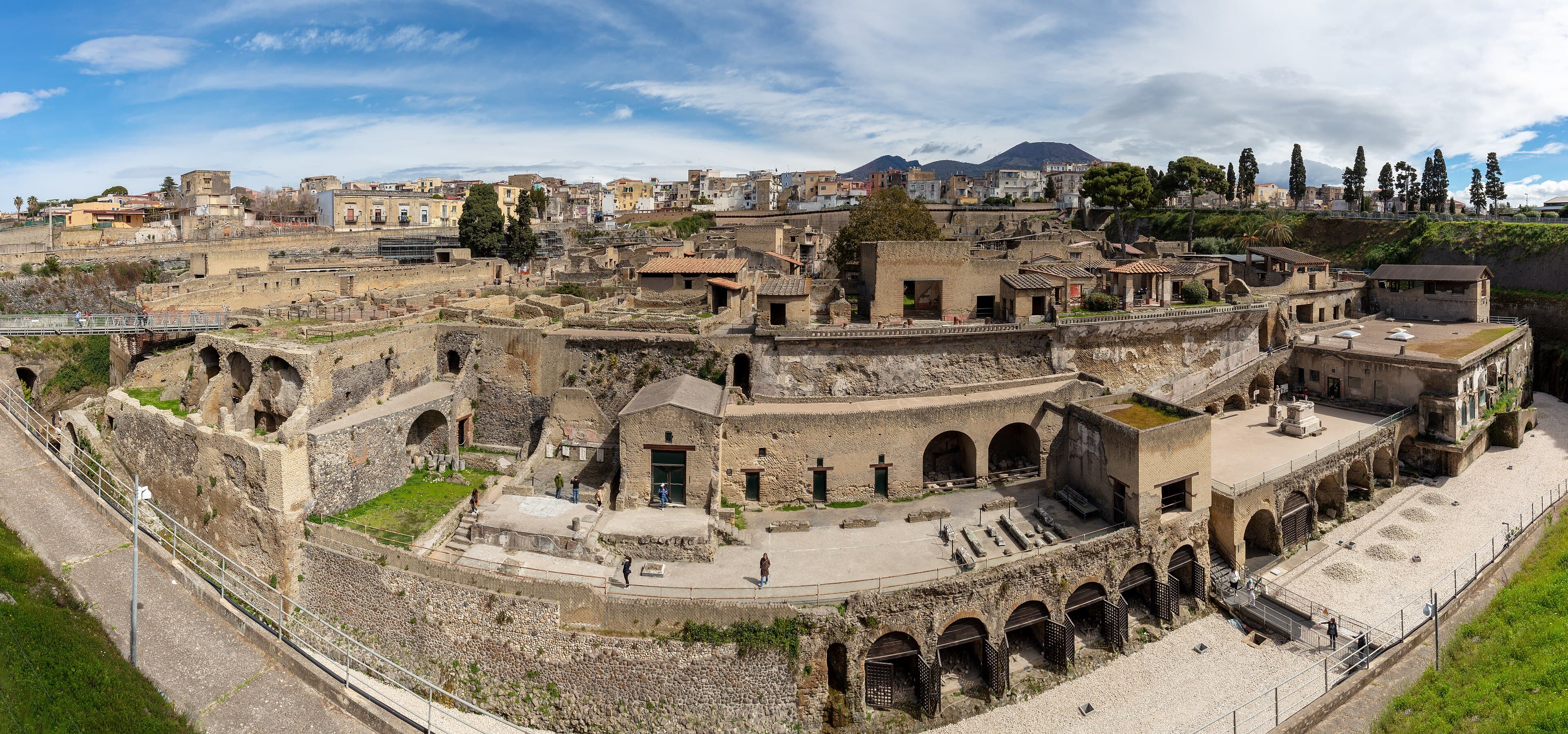 Herculaneum — the better Pompeii