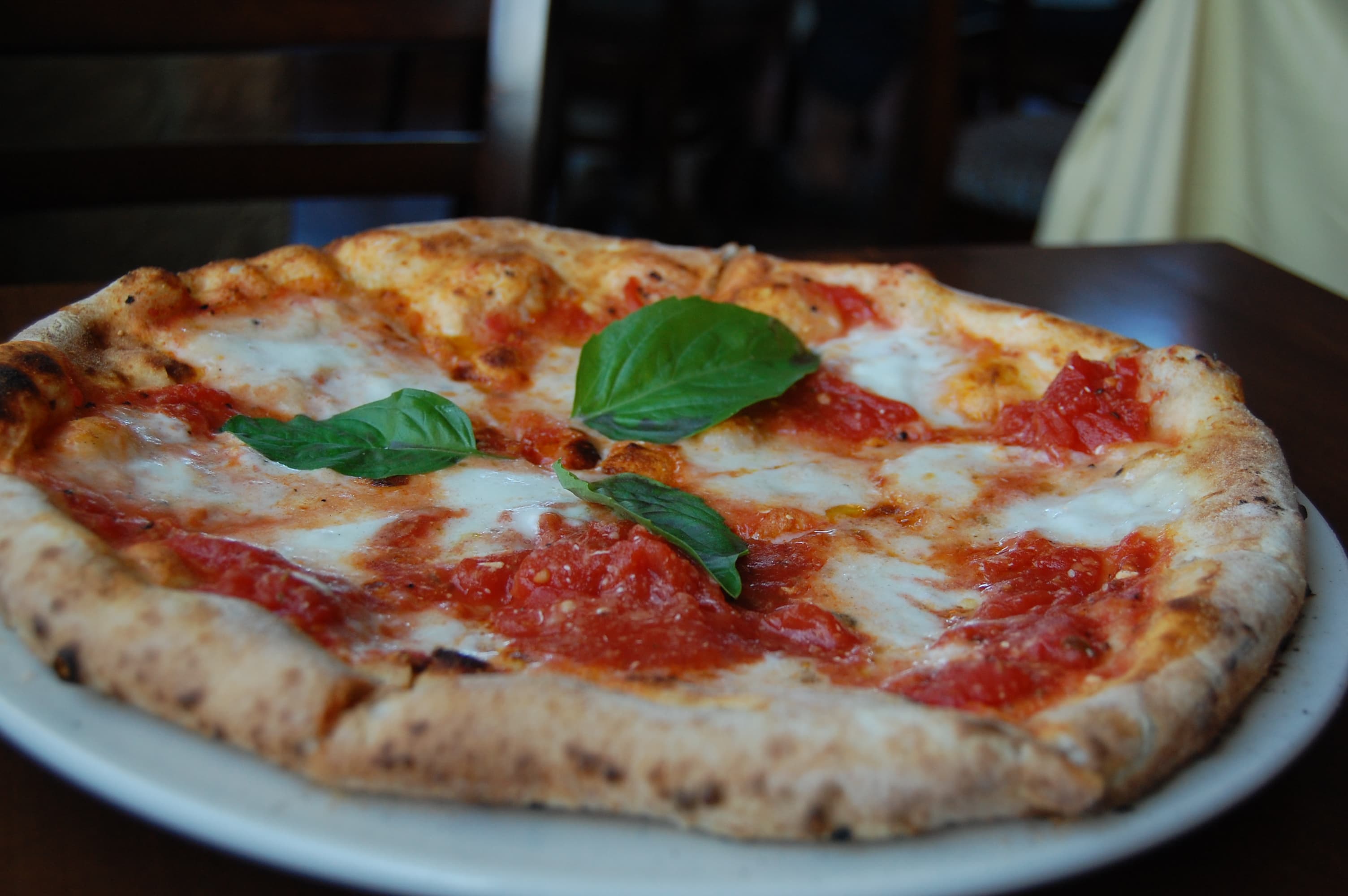 The pizza argument: Tribunali, Spagnoli, Forcella