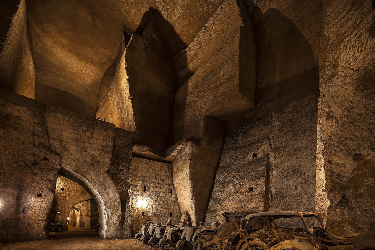 Underground Naples — three tunnels you can actually walk